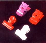 Cat clips
